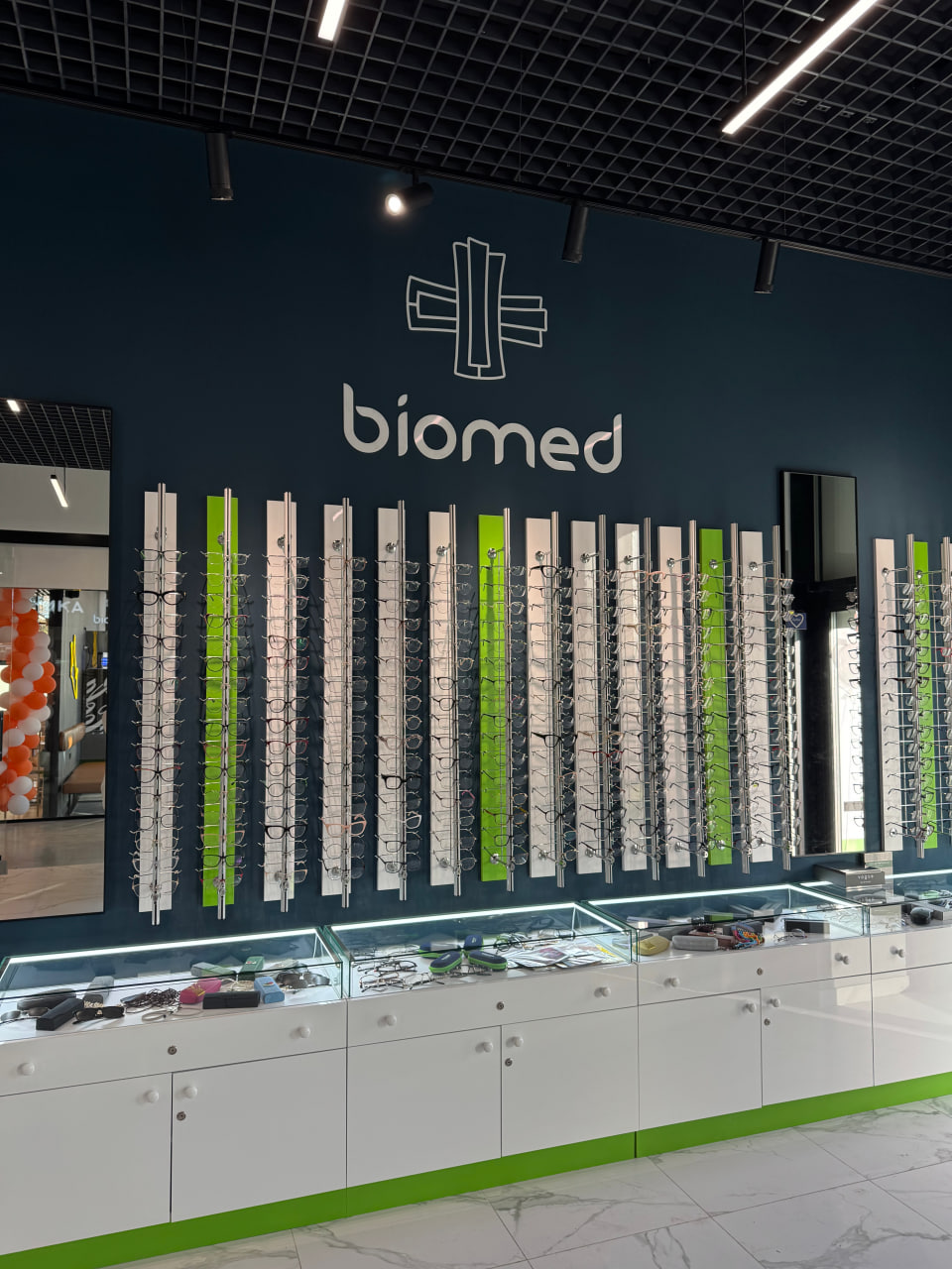 Лідер ринку оптики